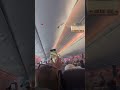 SEÑORES PASAJEROS, ARGENTINA CLASIFICÓ A LA FINAL: así se festejó en pleno vuelo