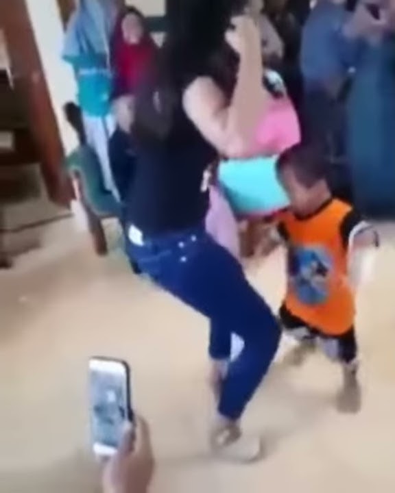 Viral anak kecil sawer biduan
