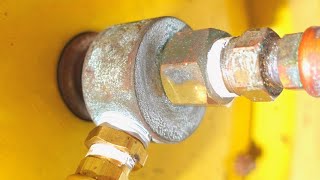 Leaking Air Hose Reel Swivel Hub Repair - Cheap DIY Fix by Projects with Rich 8,845 views 2 years ago 10 minutes, 30 seconds