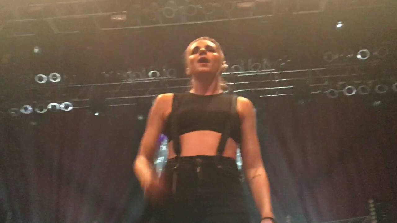 Mirrors PVRIS (Live from Dallas, TX) 5.15.16 YouTube