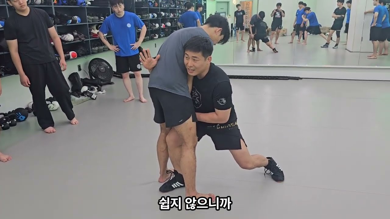 클린치 레슬링 더블렉태클 암드레그 와사바리 활용