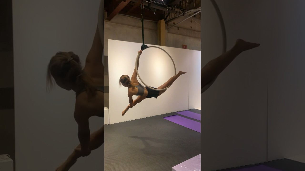 Aerial Hoop Mermaid Split | Practice 6 Mar 23