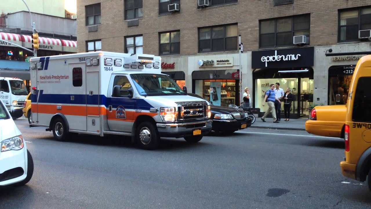 NEW YORK PRESBYTERIAN EMS AMBULANCE RESPONDING IN HEAVY TRAFFIC ON