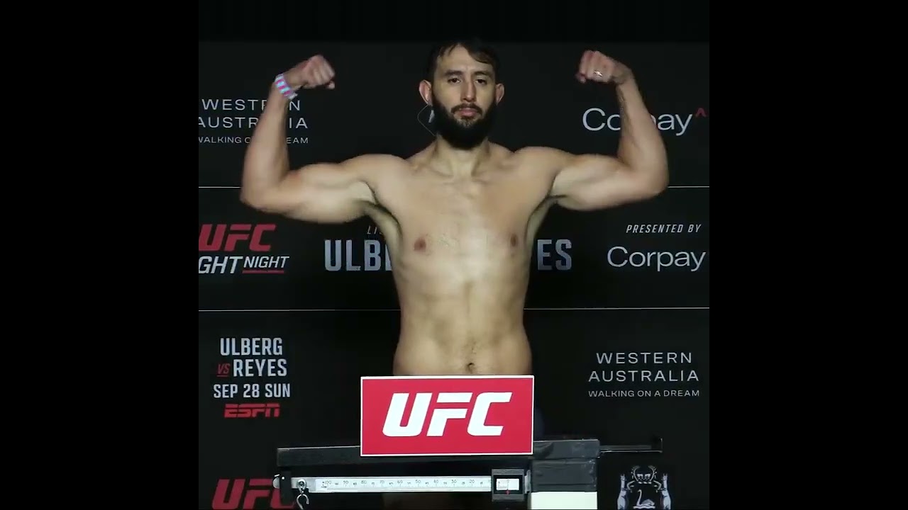 Dominck Reyes hits the scale at 206 lbs ✅ 