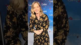 Cindy Busby at Christmas Con 2024 in Edison, NJ