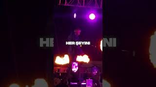 Era7Capone & P0Izi - Çikar Bi̇ri̇ Karşima  Resimi