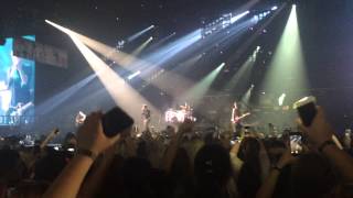 Download Lagu 5 Seconds Of Summer - Amnesia- Wembley Arena MP3