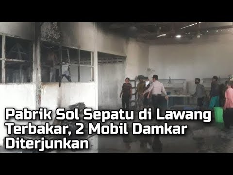 Pabrik Sol Sepatu di Sumberwuni Lawang Kabupaten Malang Terbakar, 2 Mobil Damkar Diterjunkan camera iphone 8 plus apk