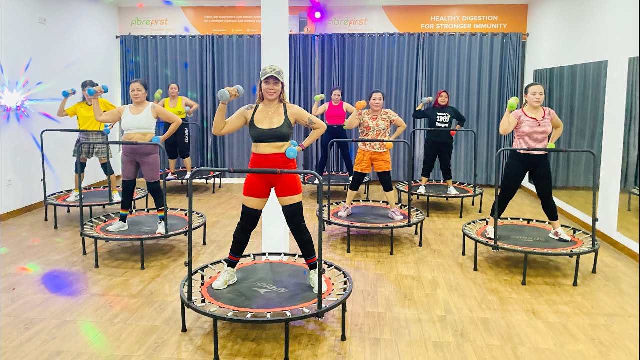 🎵Jumping 130BPM /Trampoline Dance Fitness Indonesia/Choreo Coach Mamina Bali YouTube