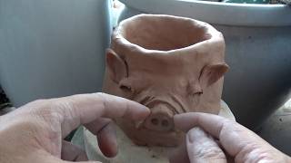 A Pot With Pig Face Clay Craft Idea