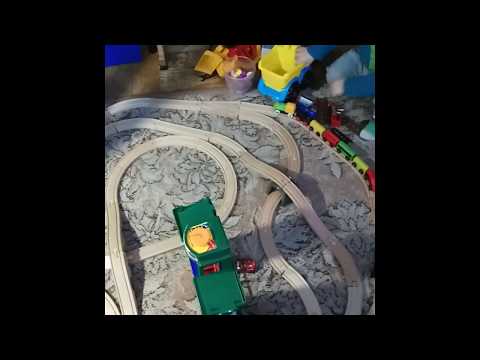 Brio паровоз на батарейках (модель 33705)