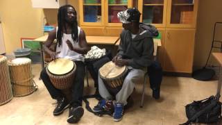 Download Lagu M'Bady \u0026 Matar på djembe och Oumar på doundoun MP3