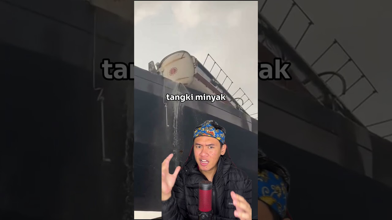 Hati-hati TRUK TANGKI MINYAK BOCOR!!