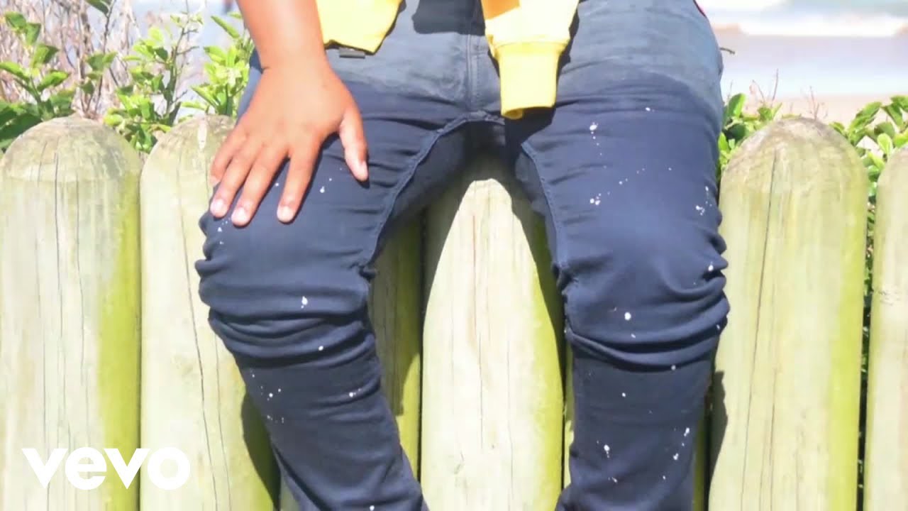 MAJONGOSI. - Nomabengathini (Official Music Video)