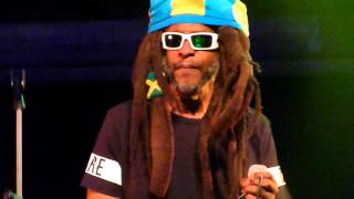 David Hinds Soundsystem - Soldiers ~ Ku Klux Klan 19-03-2016 Grounds/Rotterdam/NL