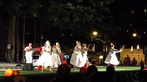 Hula Dance at Kuhio Beach