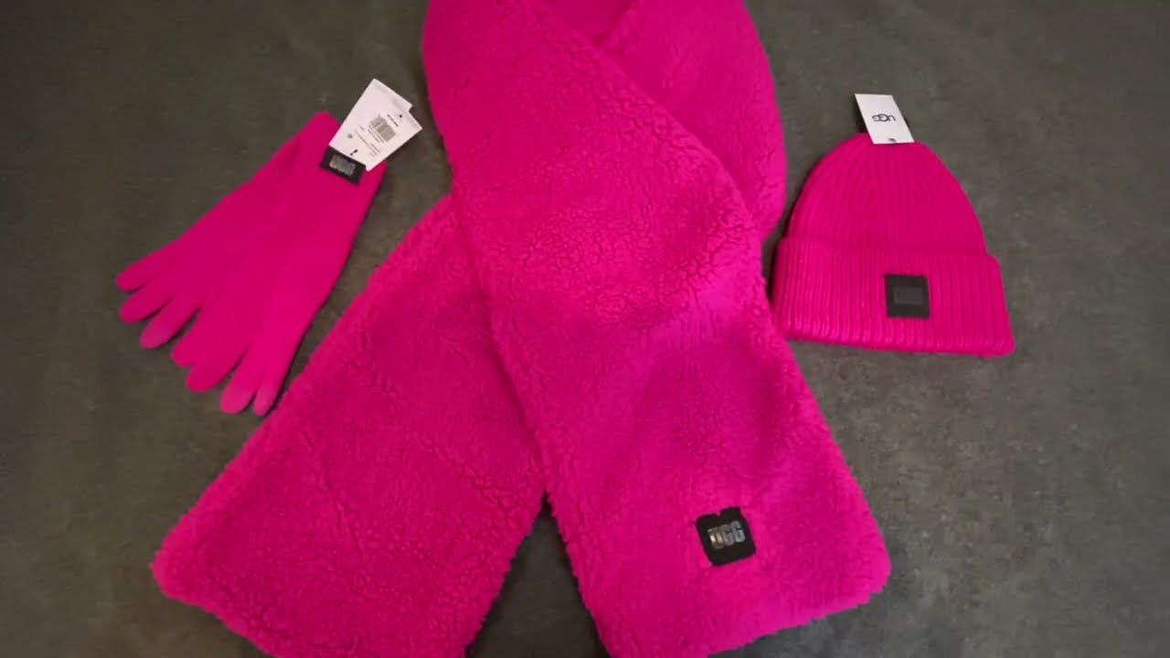 UGGS Pop Cuff Knit Glove W Touch, Sherpa Oversized Scarf, Chunky Rib Beanie, Neon Pink Color