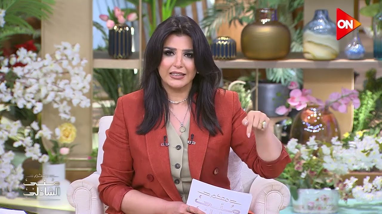 منى الشاذلي في جامعة القاهرة - وسط الطلبة ختام مهرجان ابداع