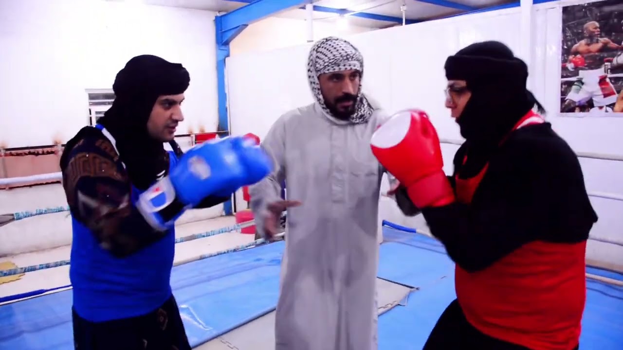 ام نعيم وام عبيد يتعاركن تحشيش