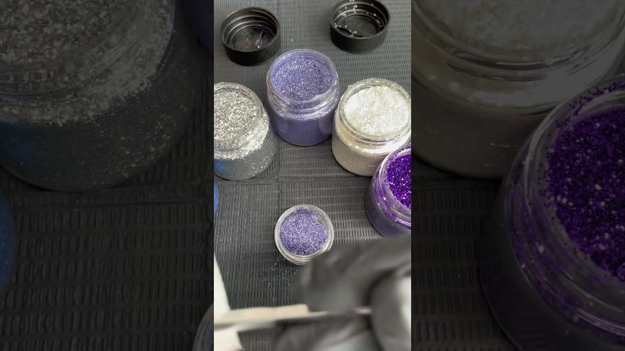 Mixing a custom glitter 