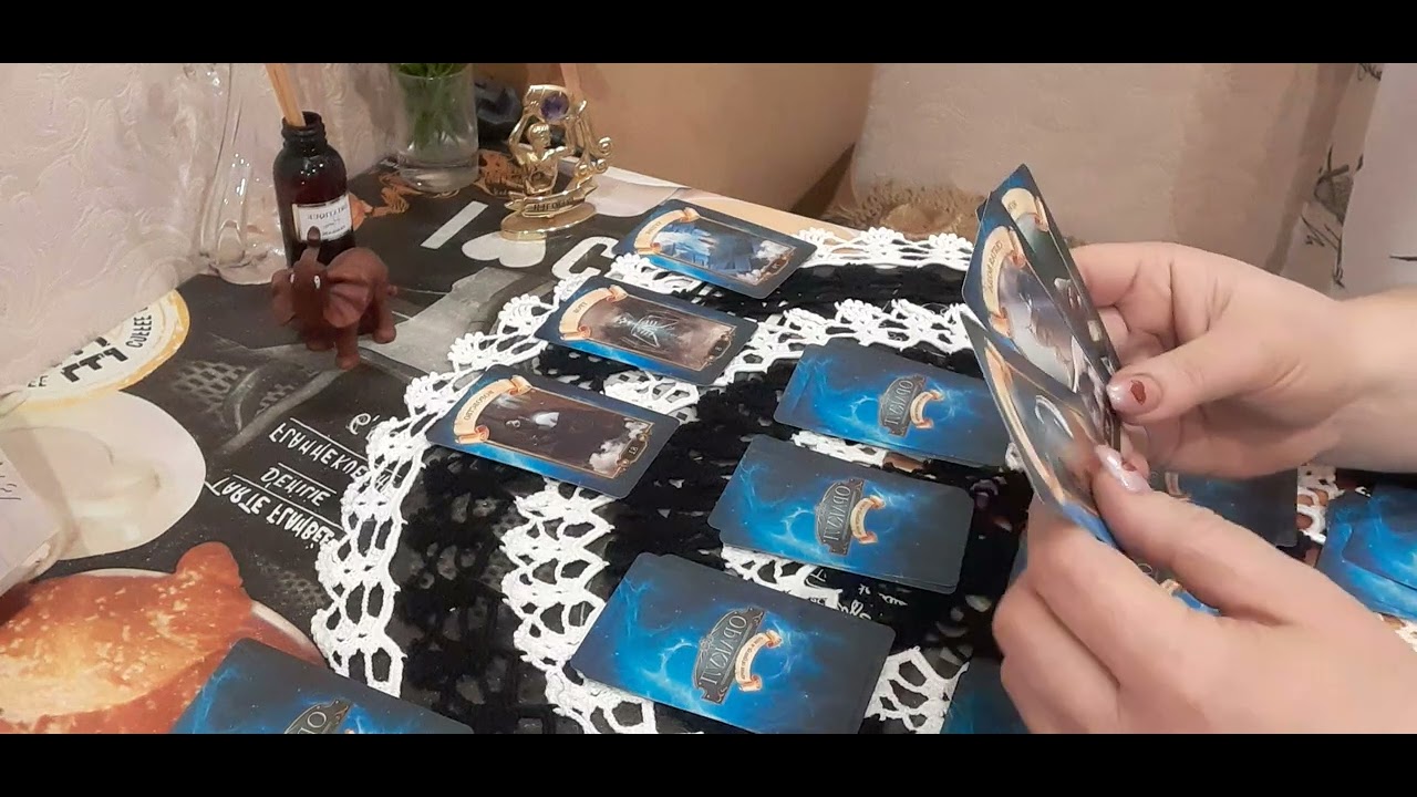 на треугольник.