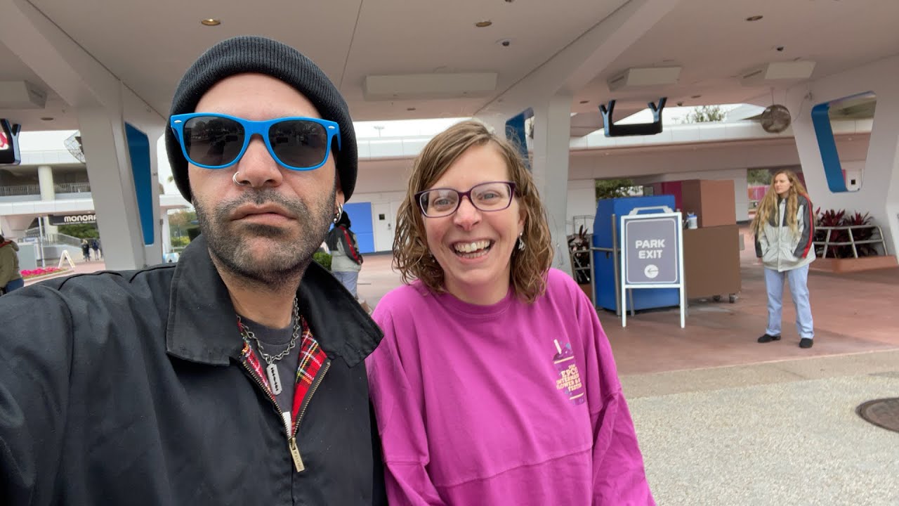 Art & Wine Festival 2022 Looking For A Painting YouTube