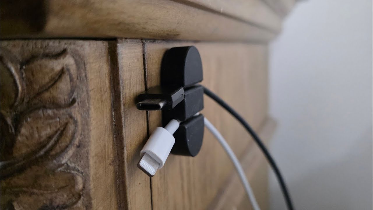 Революционный лайфхак для рабочего стола! 🔌 Обзор клейких органайзеров для проводов от U Brands |...