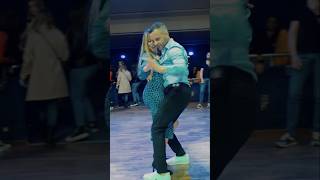 ￼Bachata Dance - Bachata de barrio #bachatadominicana #bachatadancers