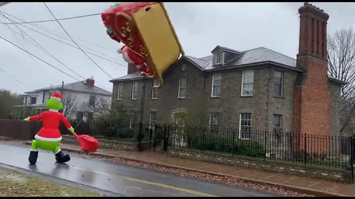 しっかりつかまって、おやすみなさい、飾りが飛び立ちます #クリスマス #デコレーション #グリンチ #fypシ #sora #fyp