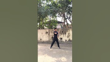 Nunchaku reverse figure 8 wrist roll combo 🔥 #nunchaku #nunchakufreestyle #nunchucks