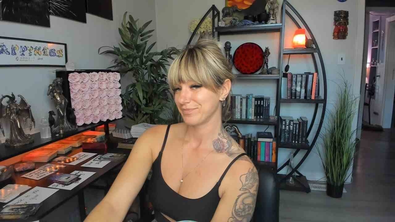 Вы сосредоточены на том, «какой ароматизированный кофе вы хотите», в то время как все эти люди сх...