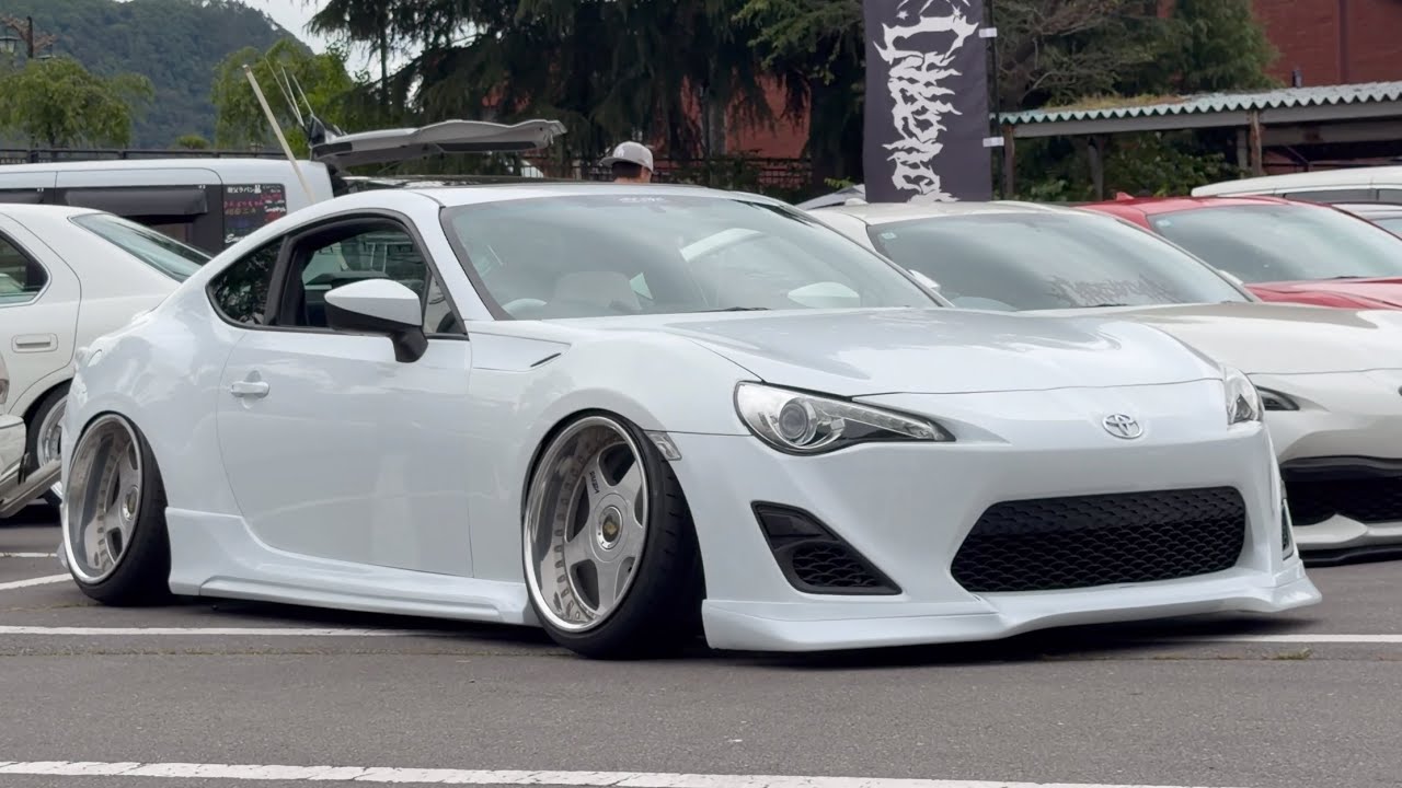 Finished adding a sunroof to the Toyota 86! #NaganoFukkoStyle