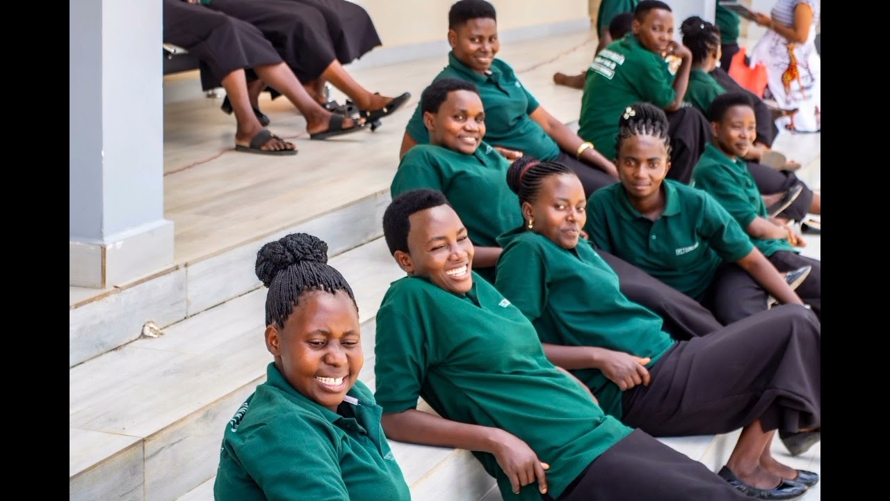 Ebeneza-imeandikwa ndoa