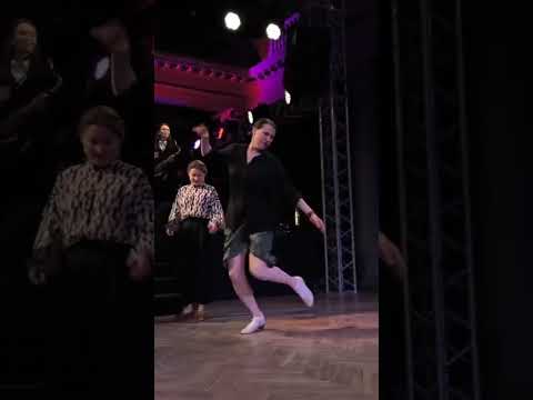 عيشوا اللحظة الأبدية 