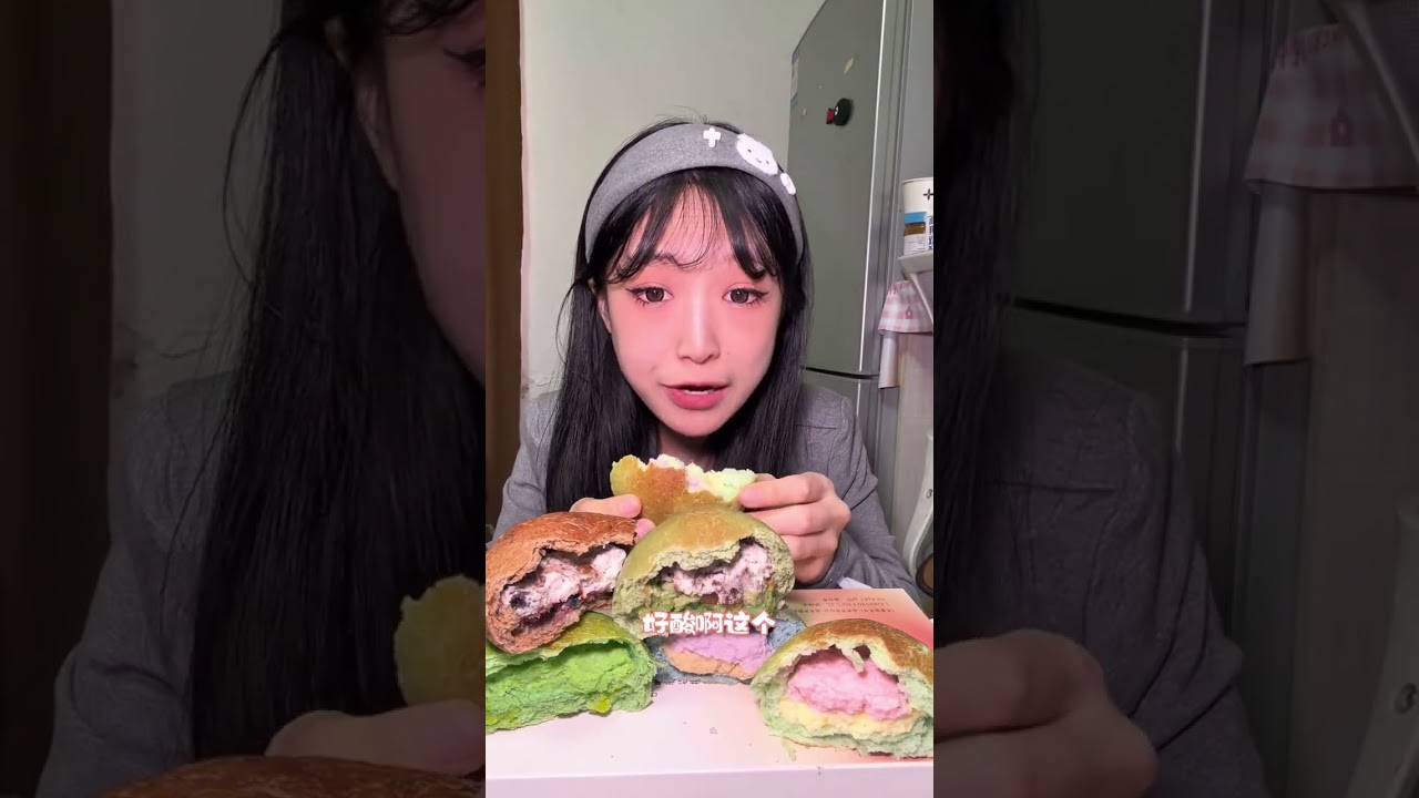 Title (English): Inexpensive Delight: Unboxing €4 European-Style Bread