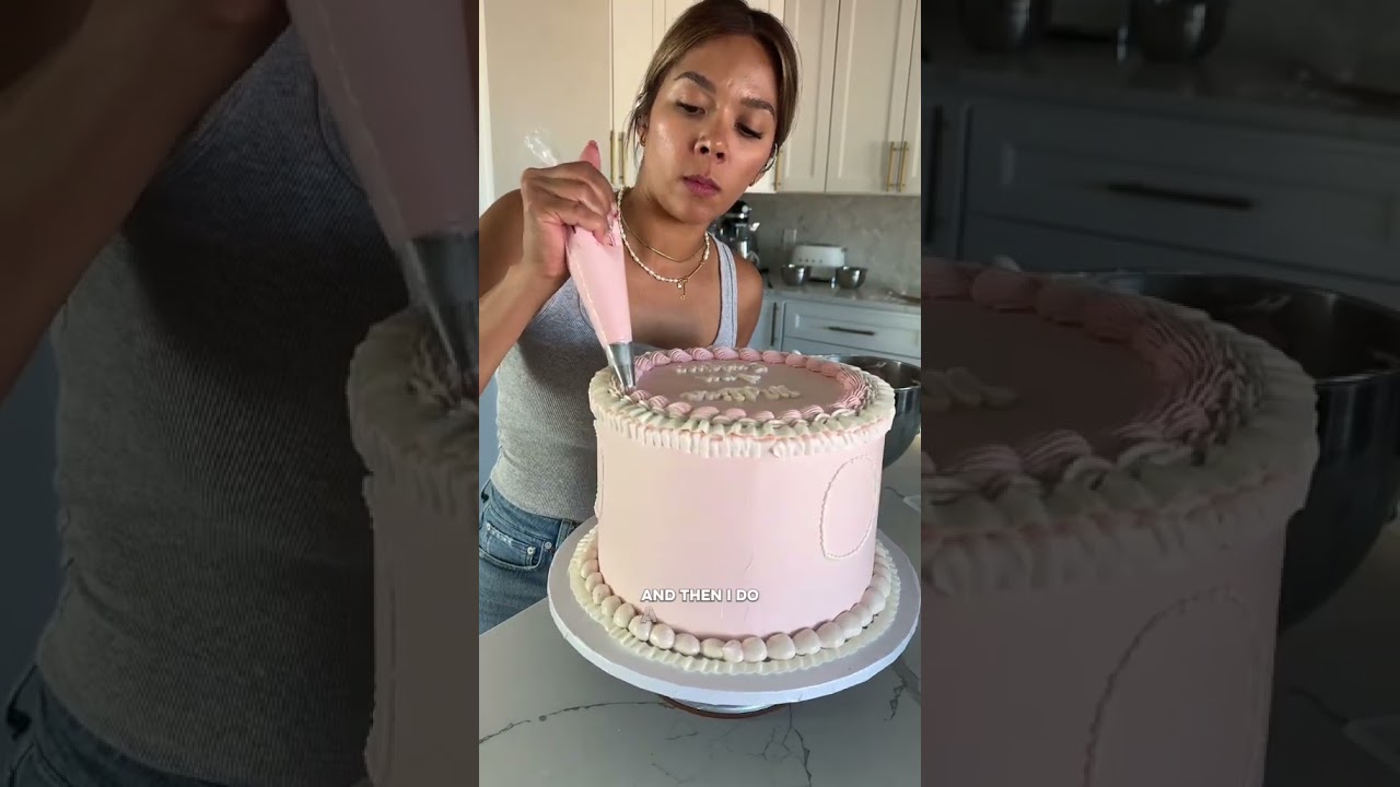 How I decorated a baby shower cake 🤠🎀