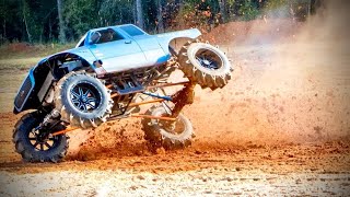 1 TON MEGA TRUCKS THROW DOWN at THUNDER ALLEY