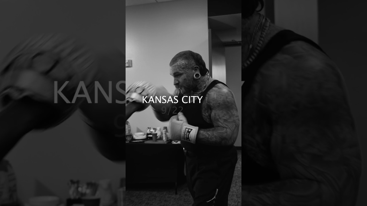 KC I'm smitten! @therealtechn9ne you're everything I hoped, thanks for slanging weenies with me!