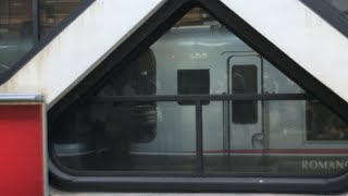【東京の日常】新宿駅JRホームからガラス越しに見える小田急ロマンスカー！
