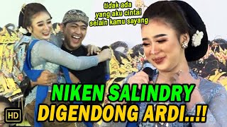 Download Lagu MANTAP !! Niken Salindry digendong Ardi di Petrokimia Gresik MP3 Download Lagu MANTAP !! Niken Salindry digendong Ardi di Petrokimia Gresik MP3