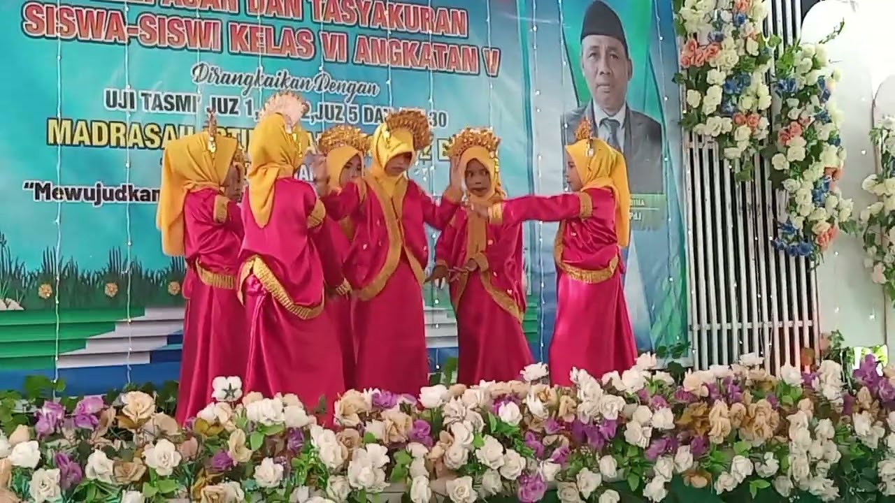 Tari Doro Tambora MIN 2 BIMA