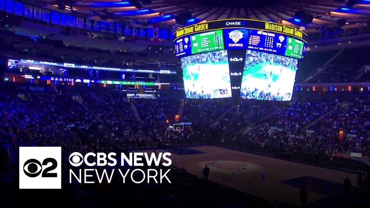 Thousands of Knicks fans attend Game 5 watch party at MSG