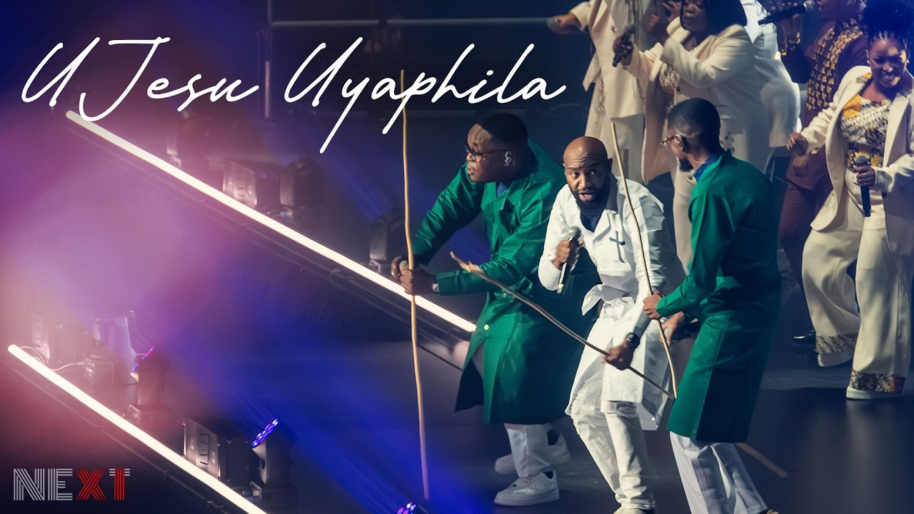UJesu Uyaphila | Spirit Of Praise 11 ft Choir