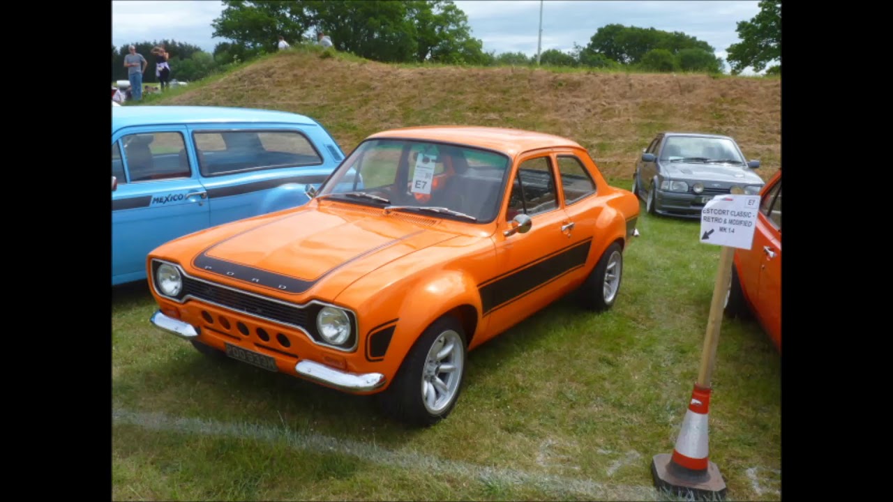 CLASSIC CARS 2019 - YouTube