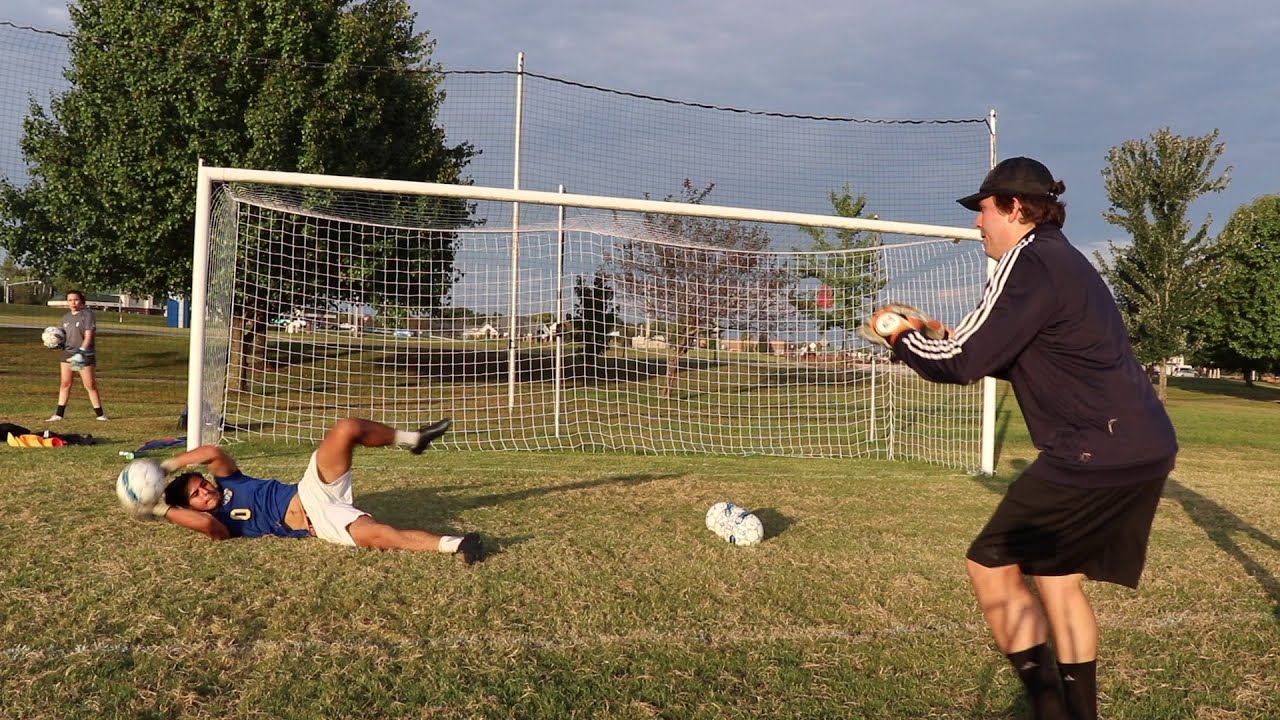 Coach Alex - Goalkeeper Training - Handling, Distribution & Diving ...