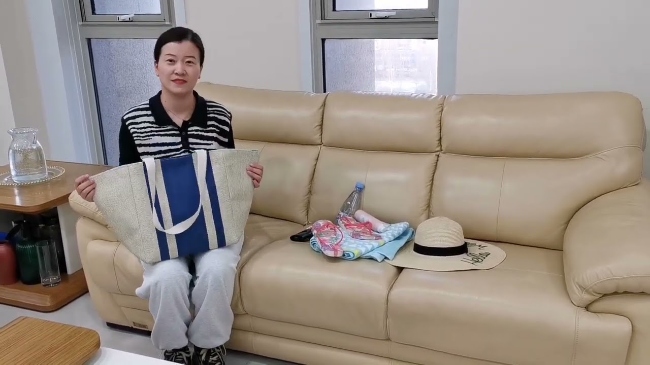 New woven straw beach bag for summer