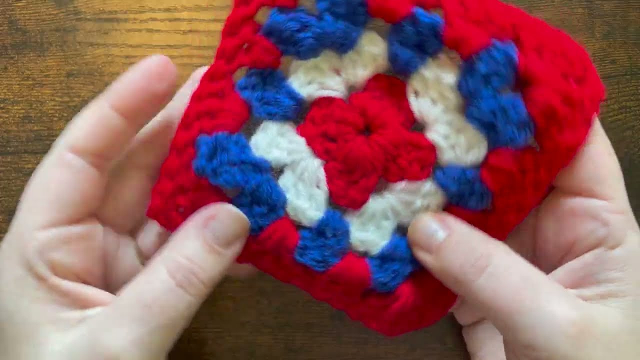 Trying Out Red Heart Jumbo Super Saver Yarn| A Review