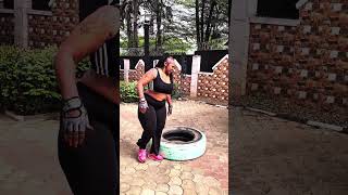 My weekly tyre  workout . This weekly routine is a full body  workout . Upper & lower body .