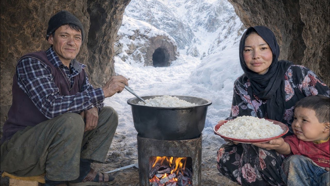 Tough Life Inside a Cave | Surviving in Harsh Conditions”