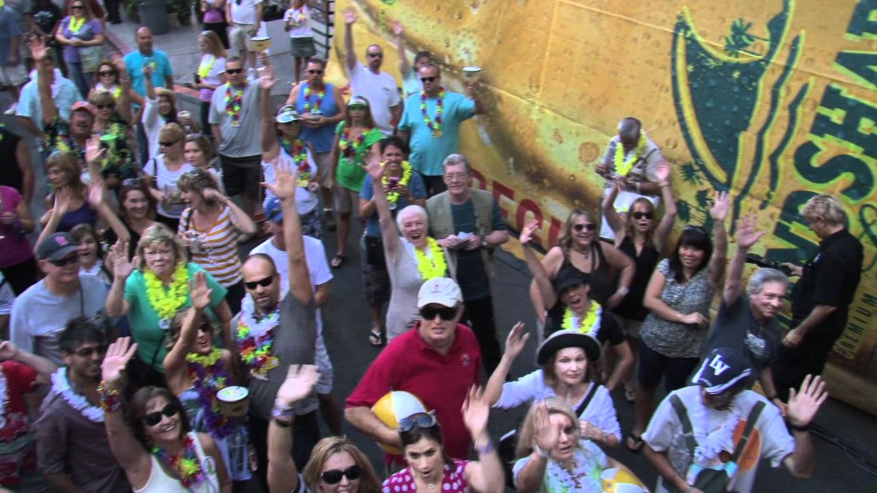 The Parrotheads of the Street Party